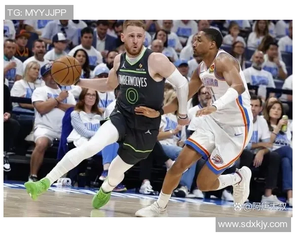 NBA雷霆与魔术精彩对决全场回放视频分析与精彩瞬间回顾